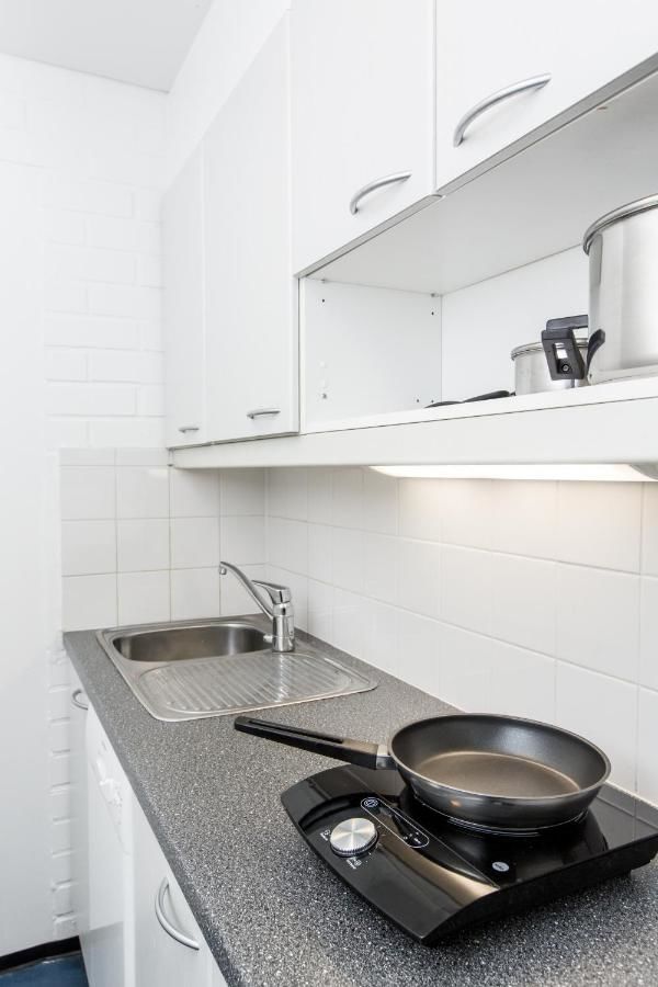 Хостелы Forenom Hostel Vantaa Airport Вантаа-14